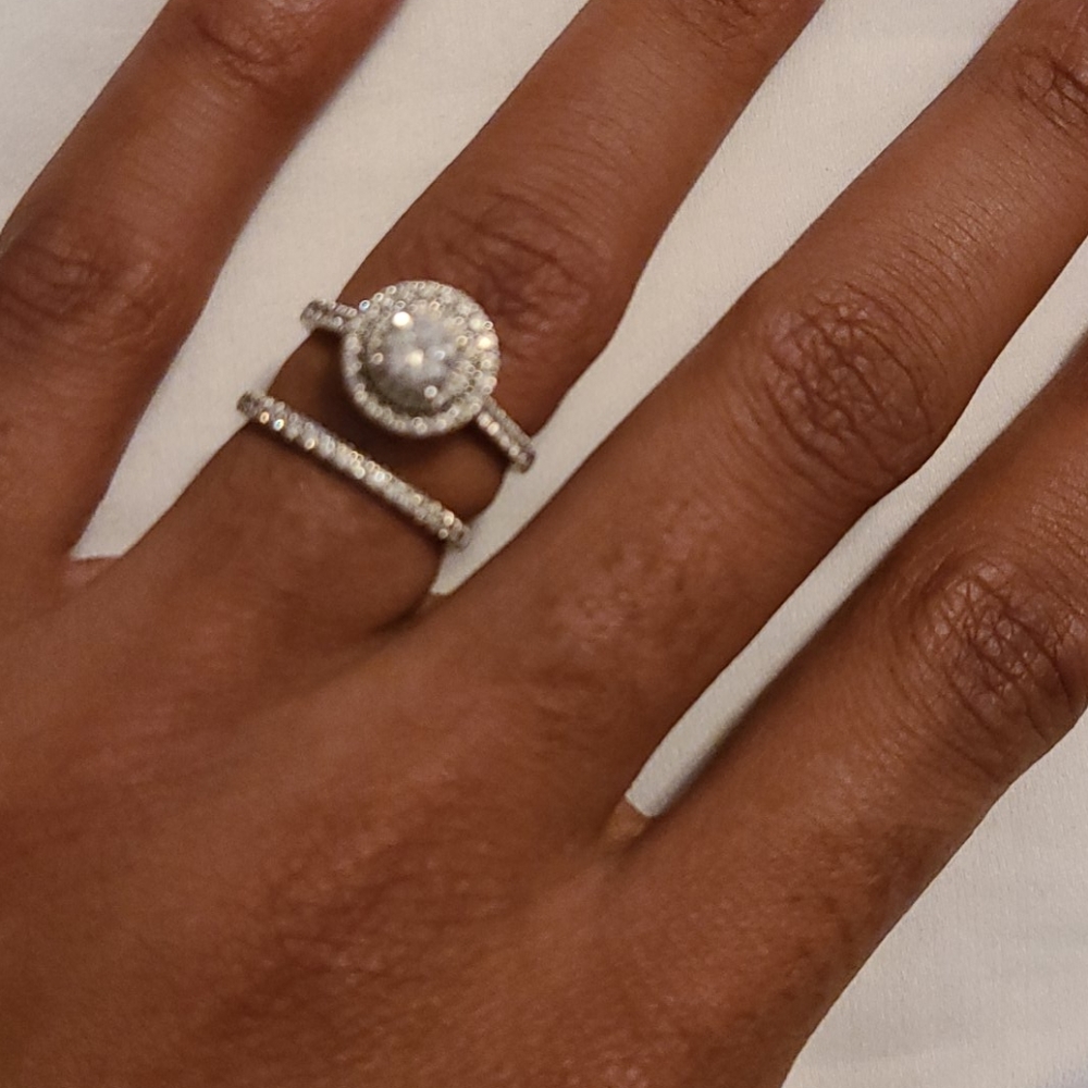 Engagement Ring/Wedding Band